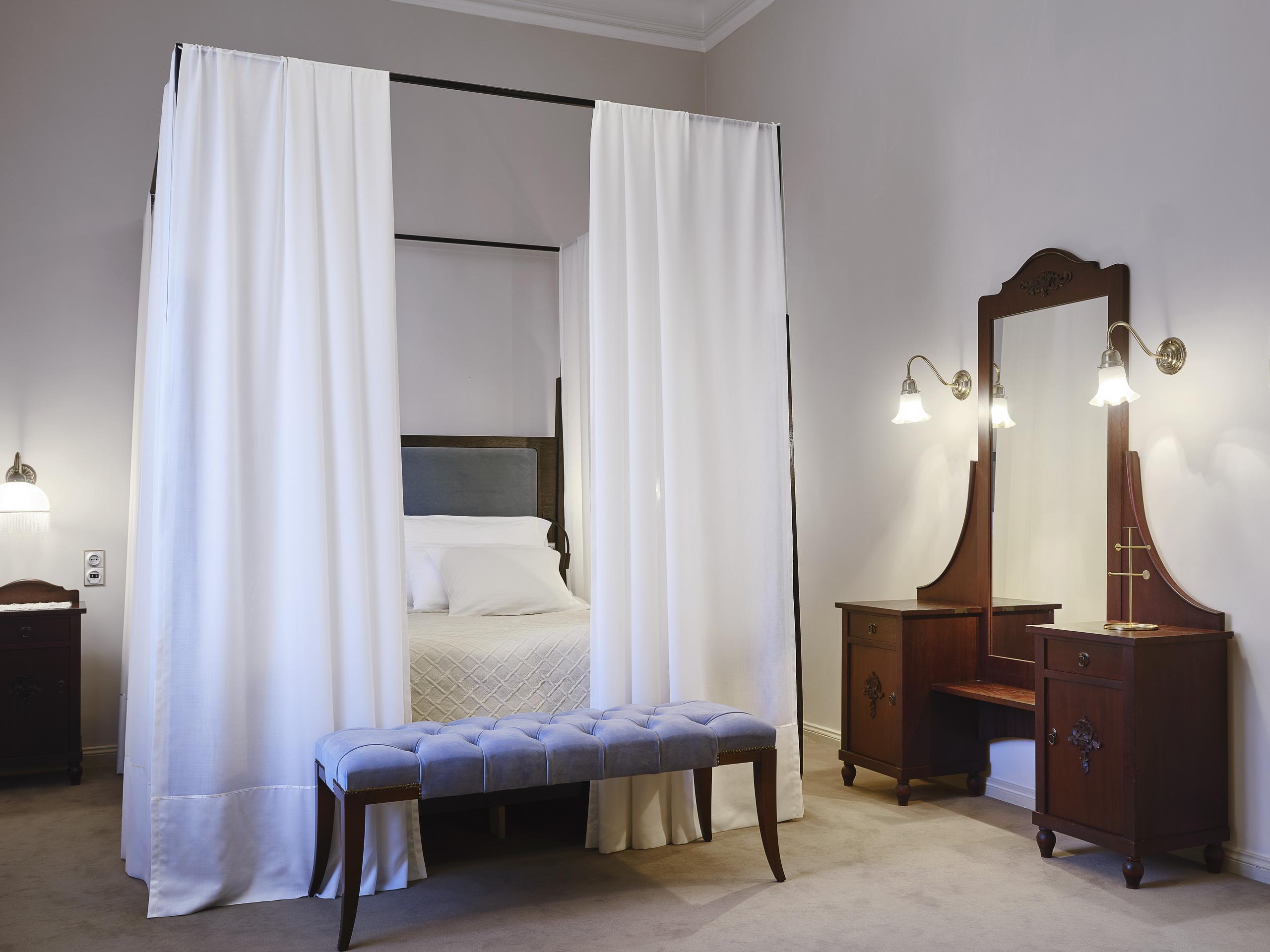 Villa Ammende Restaurant And Hotel Parnu Exterior photo A bedroom at the hotel